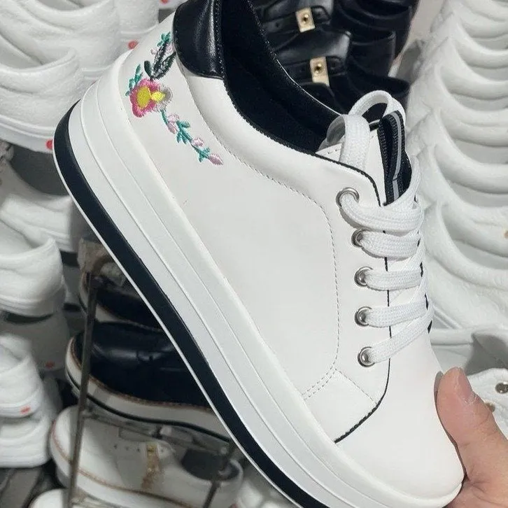 Donna  Blumenstickerei Sneakers fr Damen mit Plateau