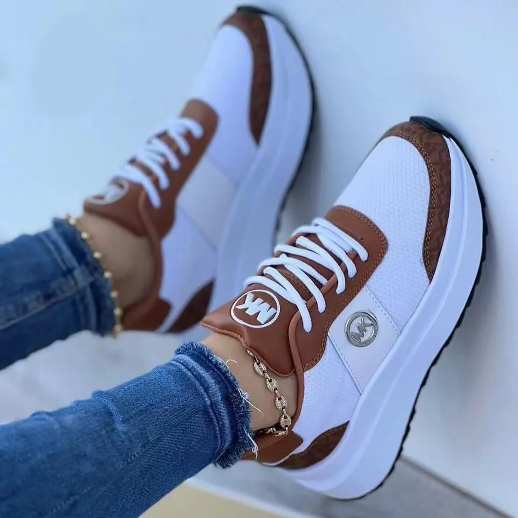 Elizabeth  Dicksohliger Damen-Sneaker mit Farbakzenten
