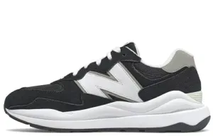 New Balance 57/40 Team Black