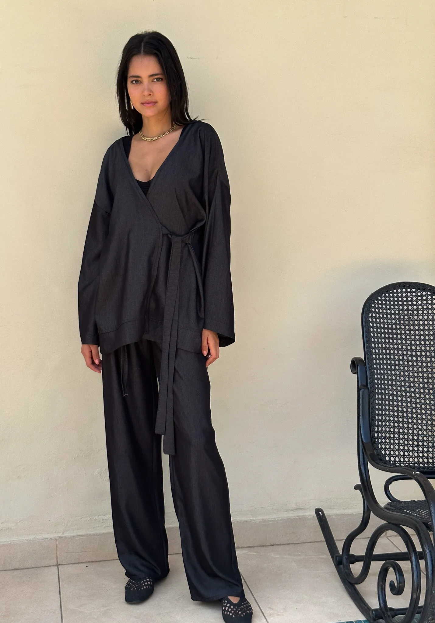 Tencel kimono in black